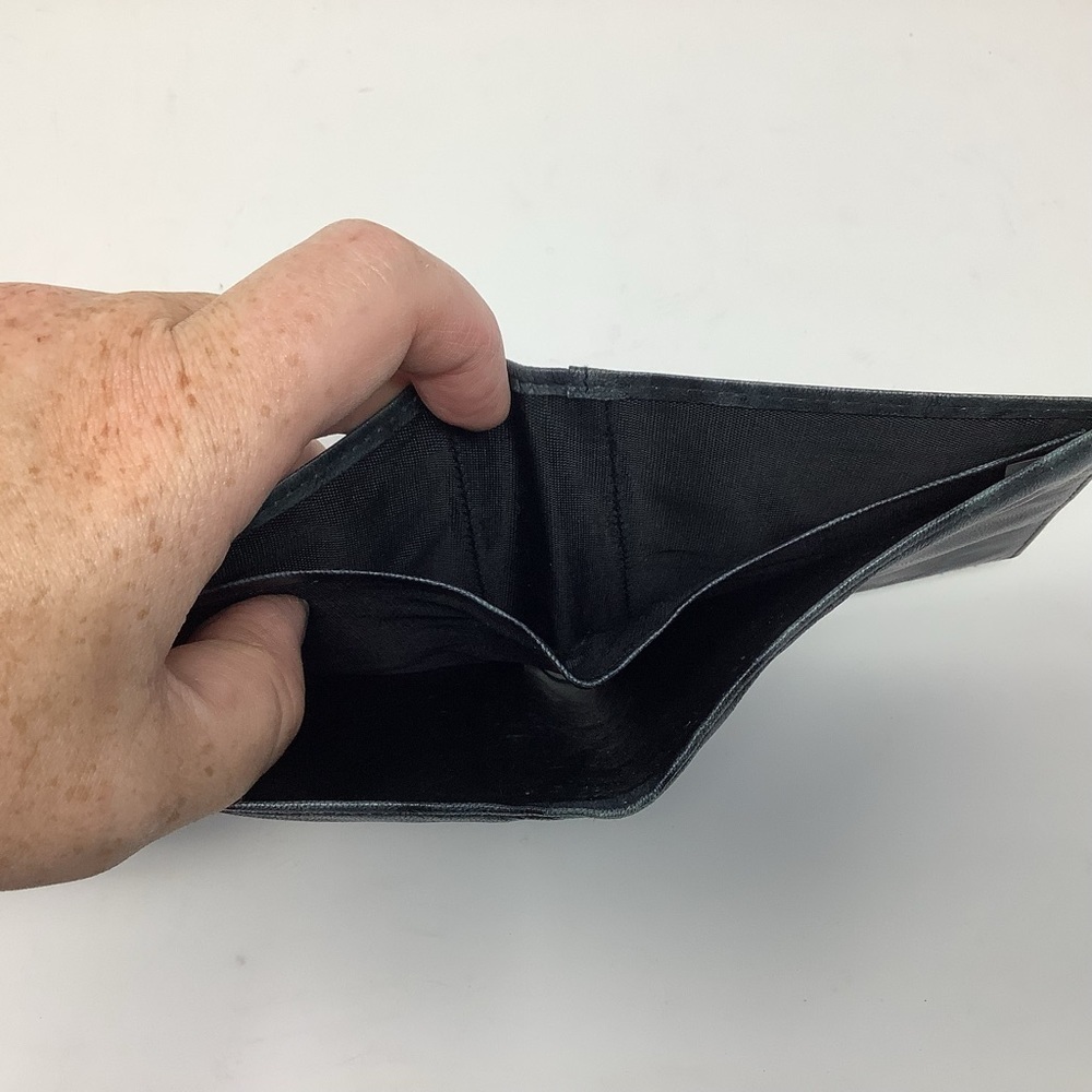 Dopp Wallet - Picture 5 of 12